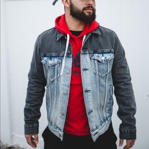 Levi’s two tone Blue/Drk Grey Denim Jean Jacket